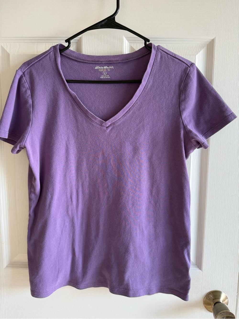 Eddie Bauer Lavender Purple V-Neck Short Sleeve Tee